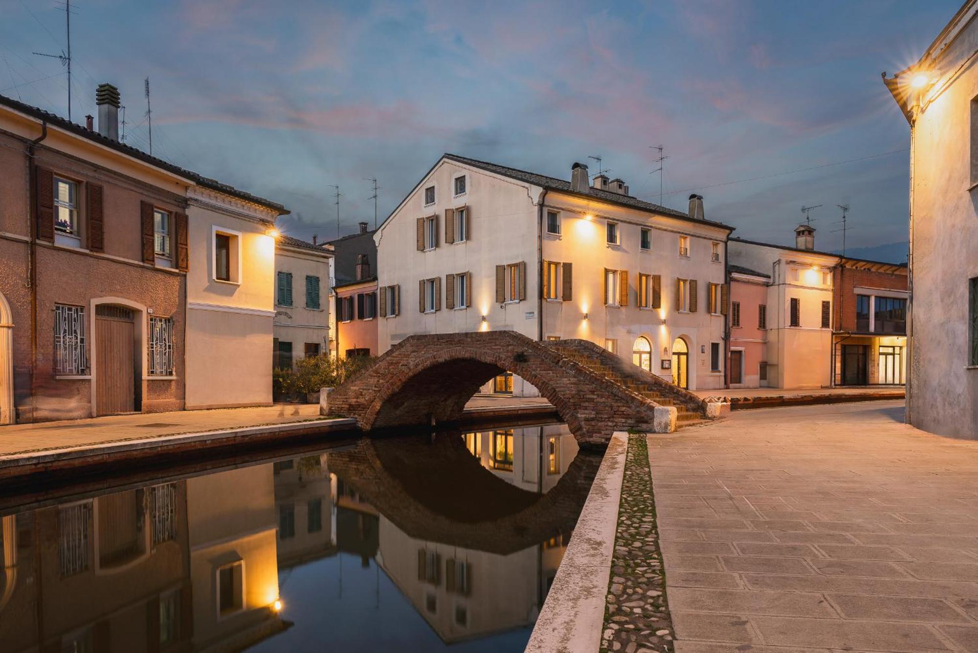 Al Ponticello Bed & Breakfast Comacchio Bagian luar foto
